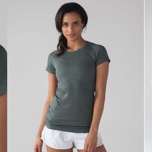 Lululemon swiftly tech SS crew